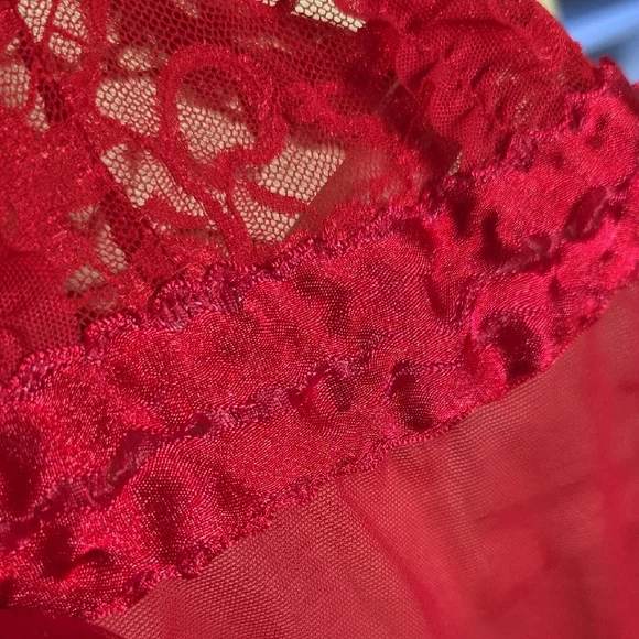 Frederick's of Hollywood Babydoll Sheer Ruffle Lace Chemise Lingerie Red Large - Picture 10 of 10